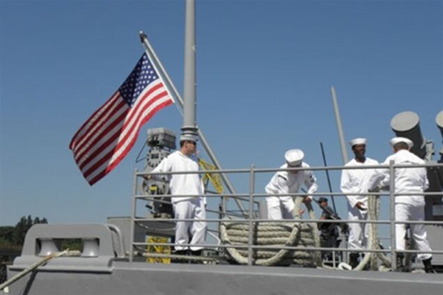 Росіян схвилював американський крейсер в Чорному морі