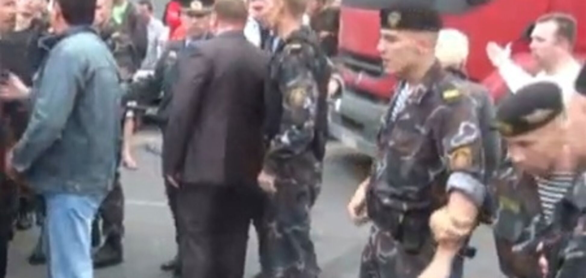 Протестуючі білоруси перекрили КПП на кордоні з Польщею