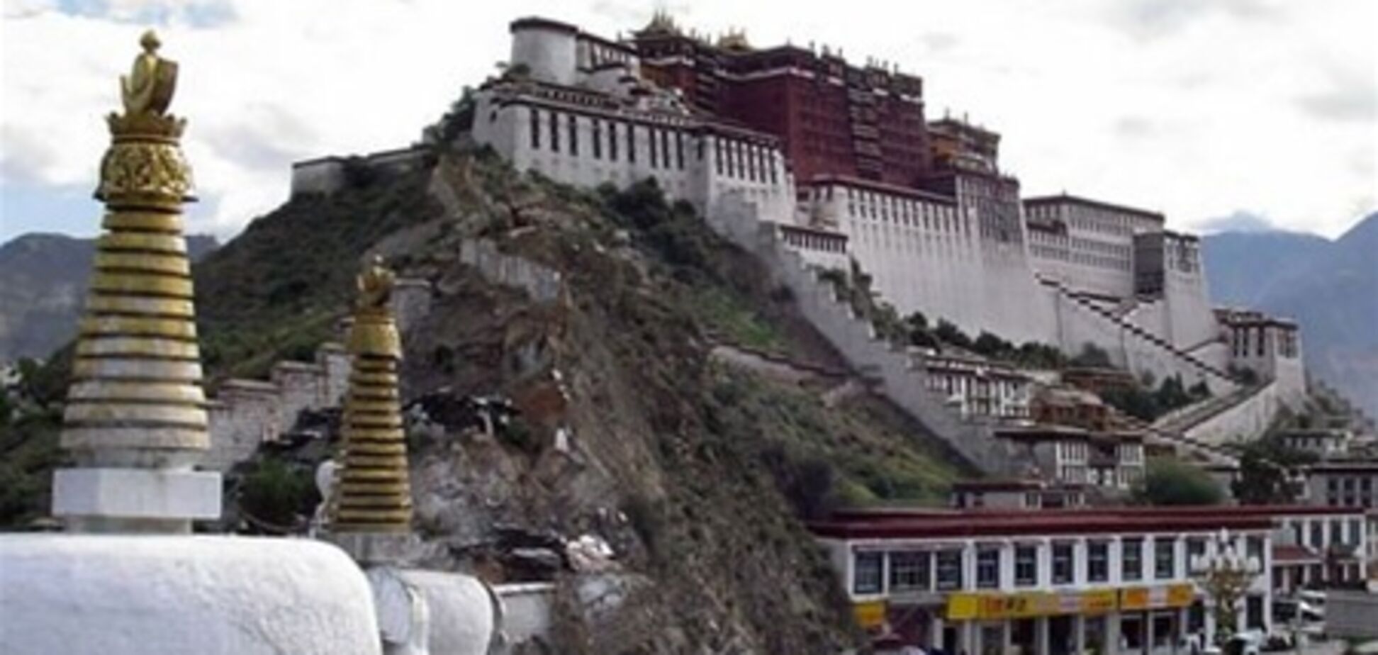 У Тибет перестали пускати іноземних туристів