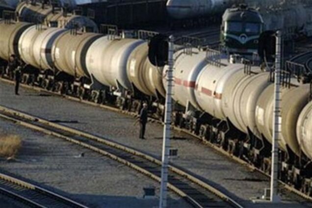 Киргизия запретила вывоз бензина из страны