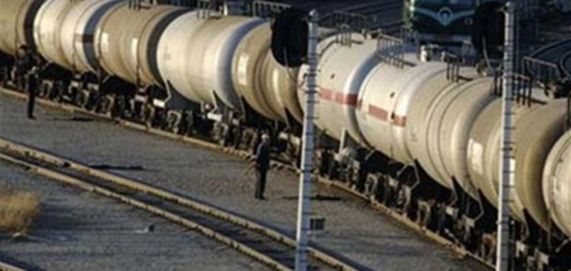 Киргизия запретила вывоз бензина из страны