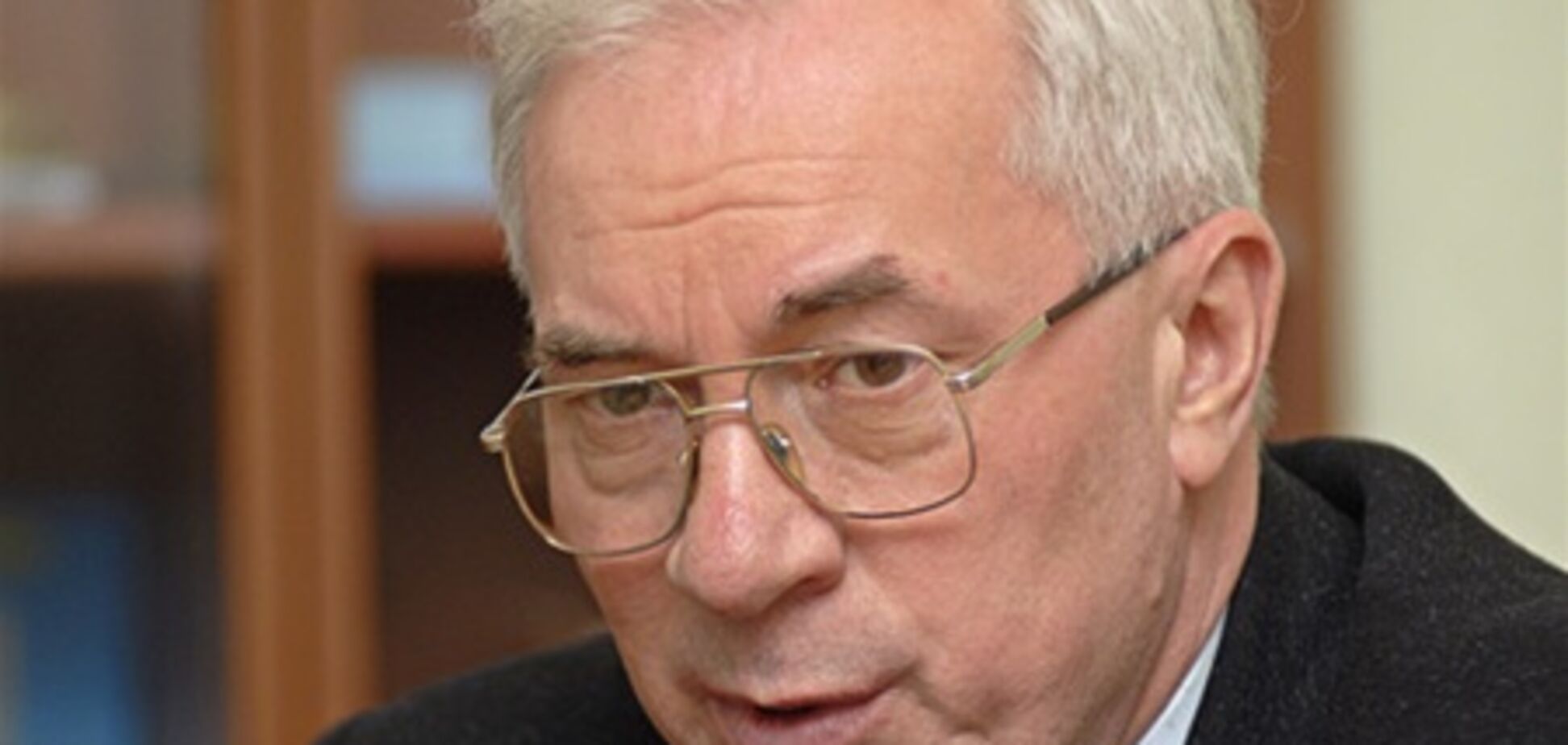 Азаров просит МВФ отложить повышение тарифов на газ