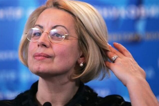 Янукович налаштований урізати пенсії держчиновникам - Герман