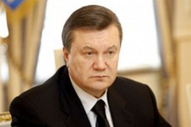 Янукович не дасть іноземцям купувати землю, і українцям поки що теж