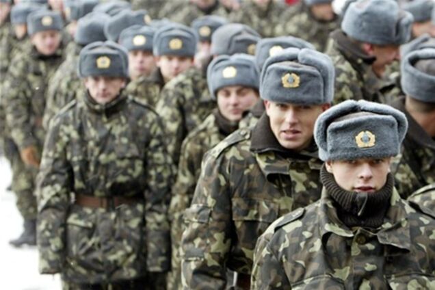 Армію скоротять ще на 20%