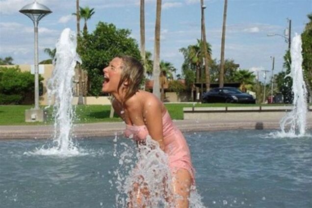 Садовый секс в 30-градусную жару Садовый секс в 30-градусную жару