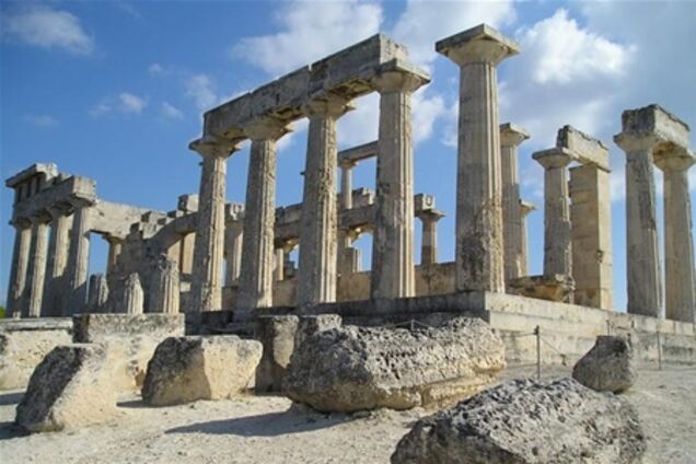 Маленька Греція народила велику свиню