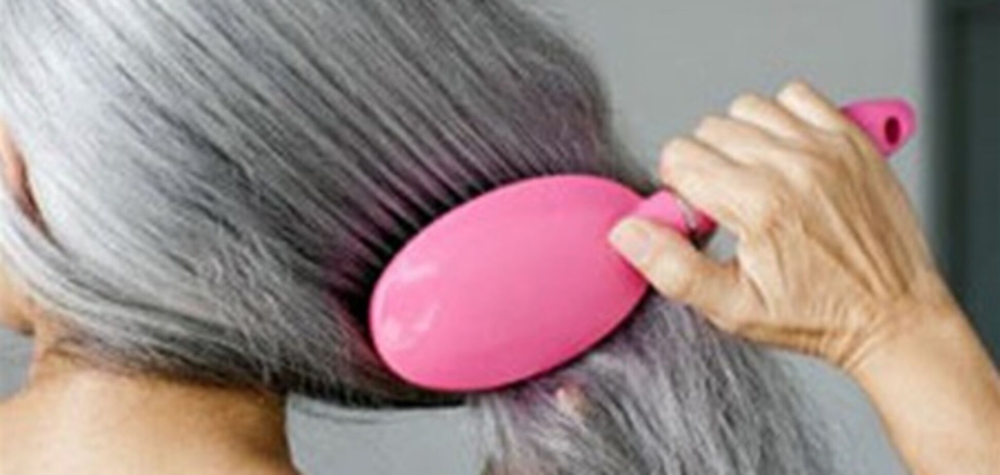 Вчені розкрили секрет сивого волосся