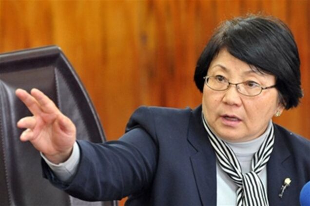 Президент Киргизии хочет отменить обучение на русском языке