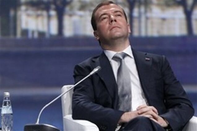Тунис посчитал Медведева достойным Нобелевской премии