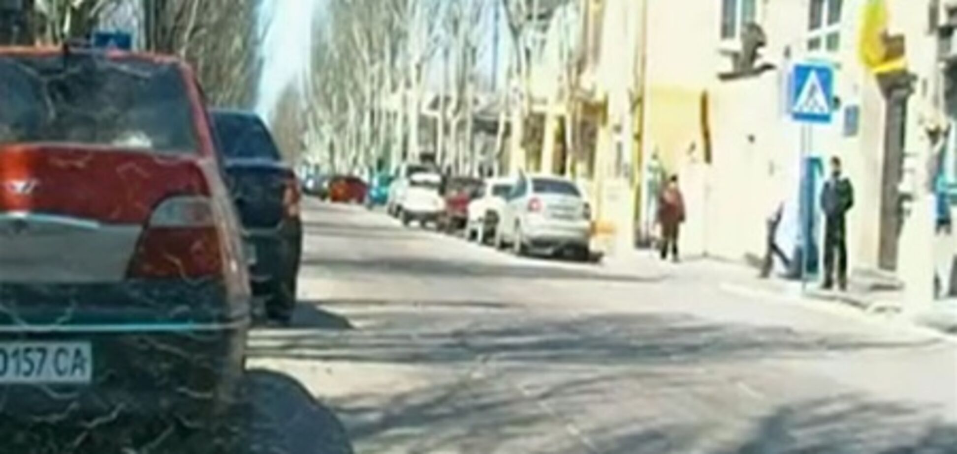 Бердянские гаишники зарабатывают деньги, используя подставного пешехода. ВИДЕО