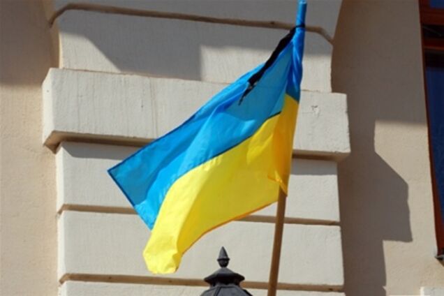 Львівська міськрада 22 червня розвісить прапори з траурними стрічками