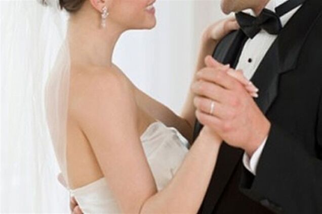 В Британии жених поджег древний замок во время свадьбы