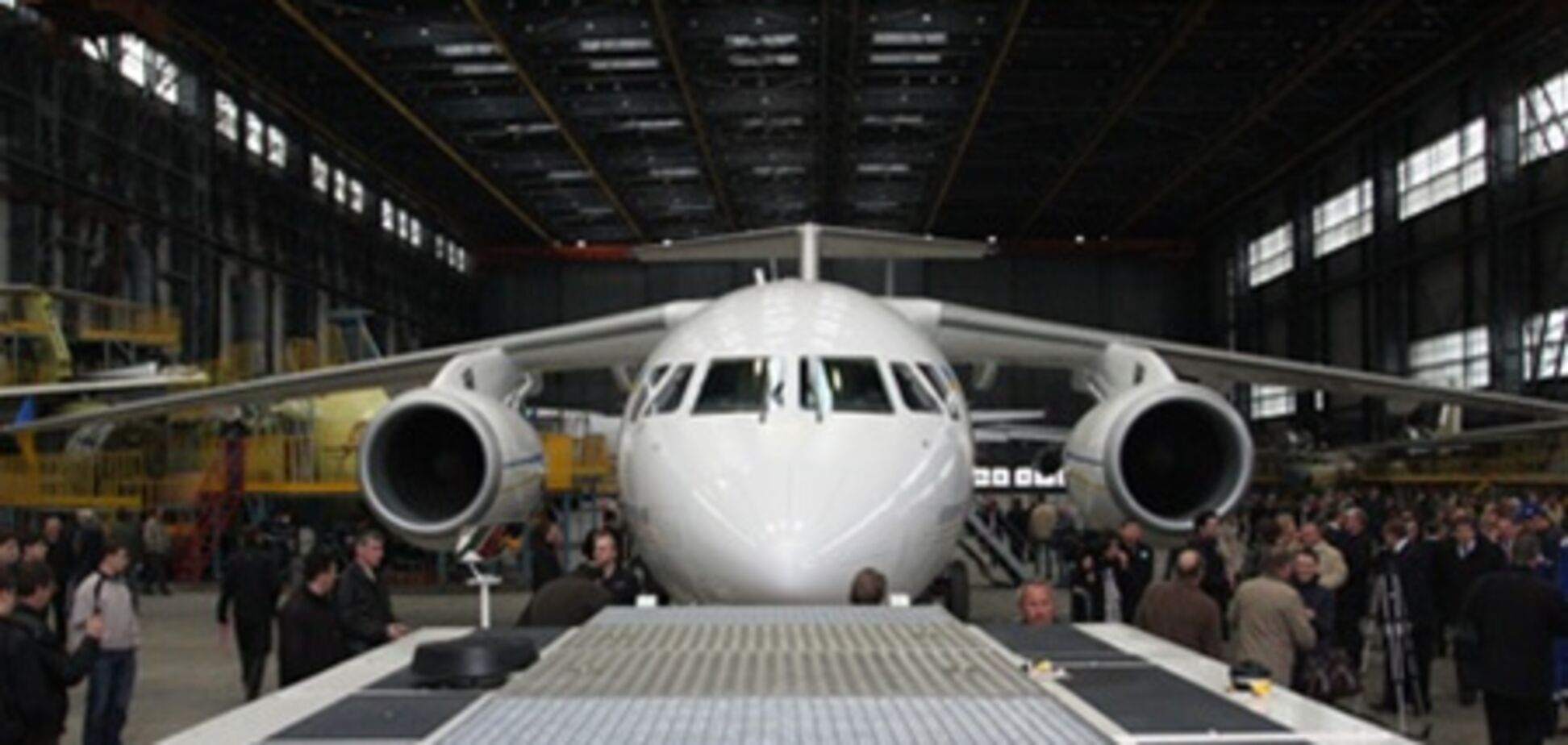 Колесніков представить Європі український Ан-158