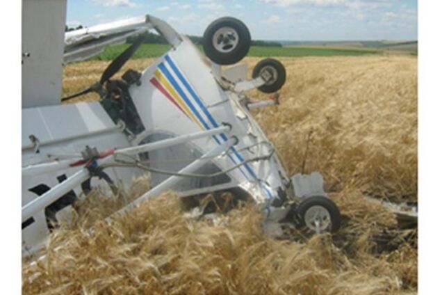 Легкомоторный самолет потерпел крушение в Одесской области