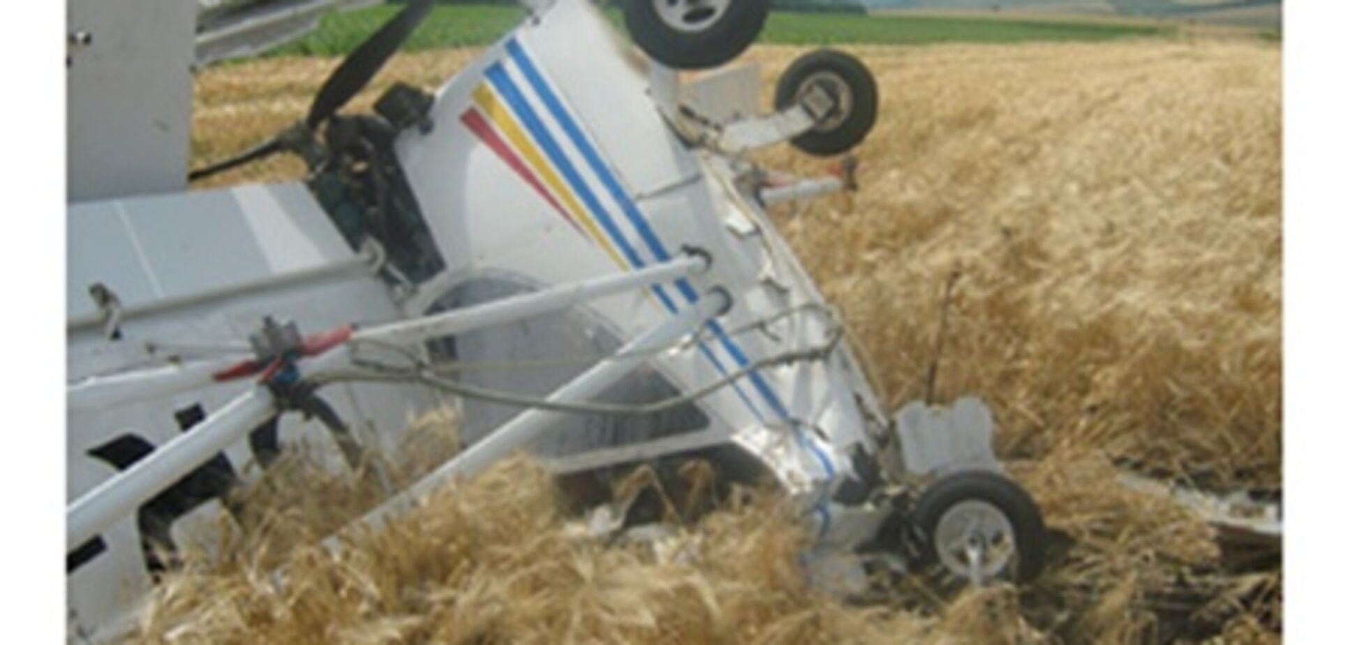 Легкомоторний літак зазнав аварії в Одеській області