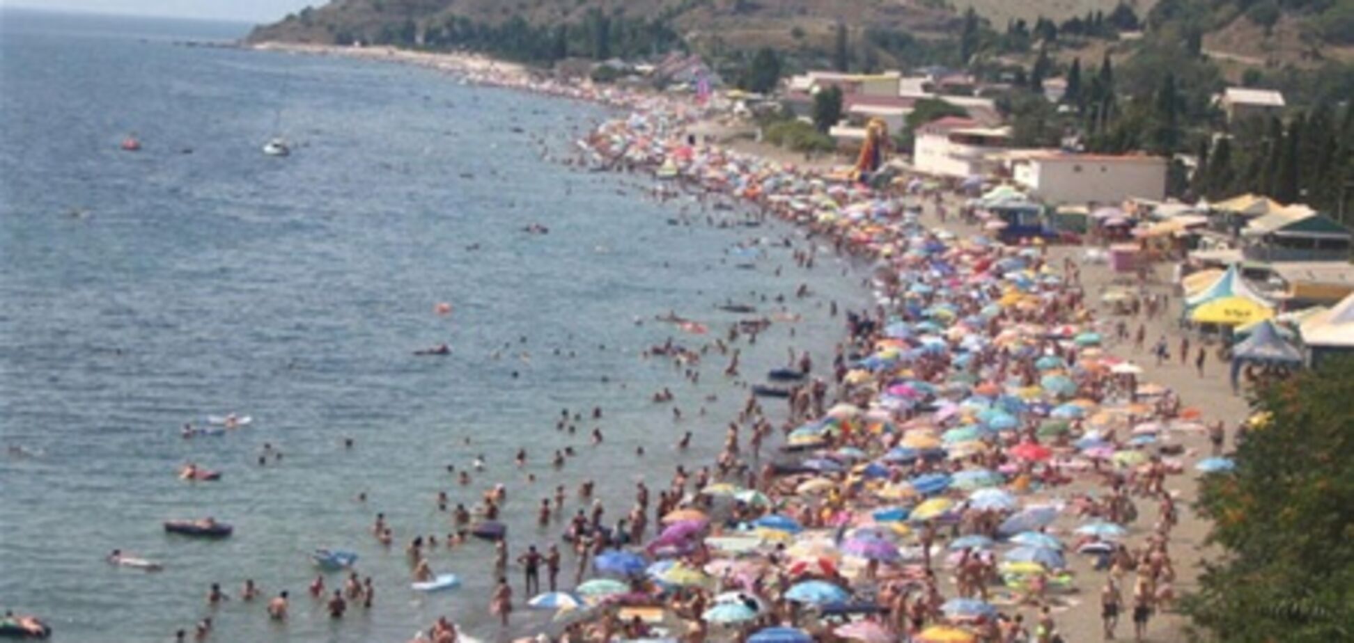 Під Алуштою закривають пляжі