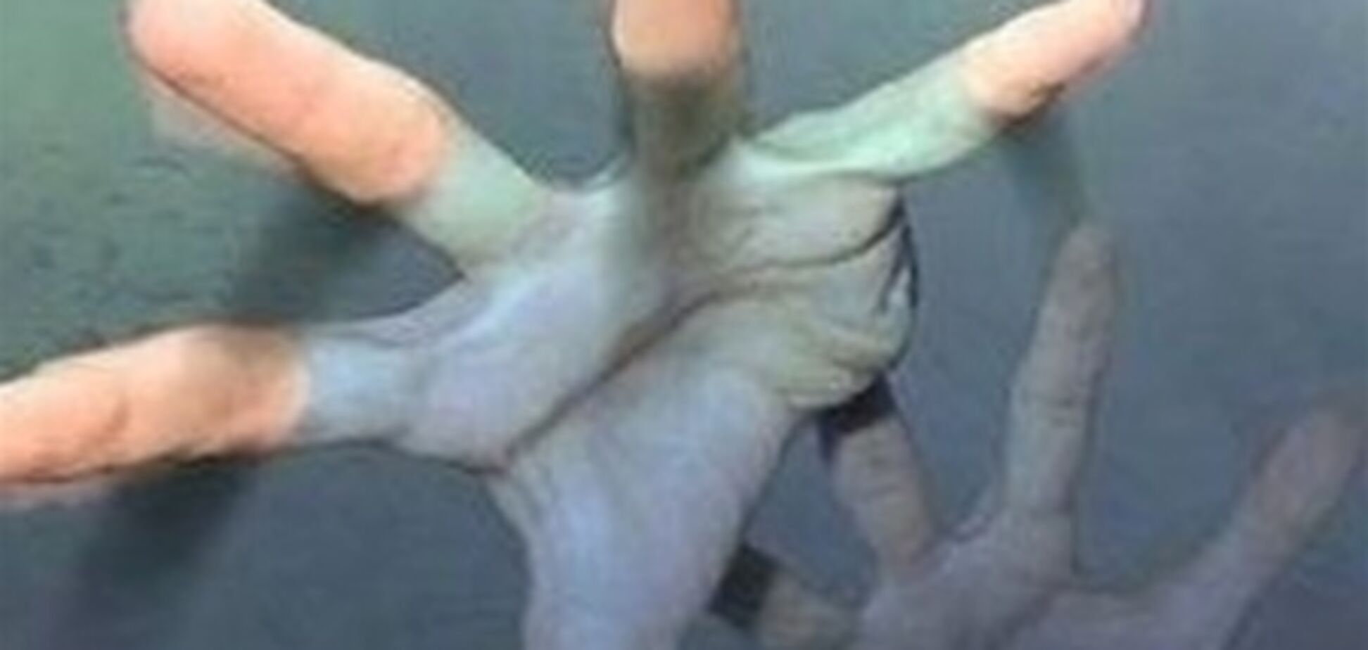 В Черном море утонули 2 девочки и женщина