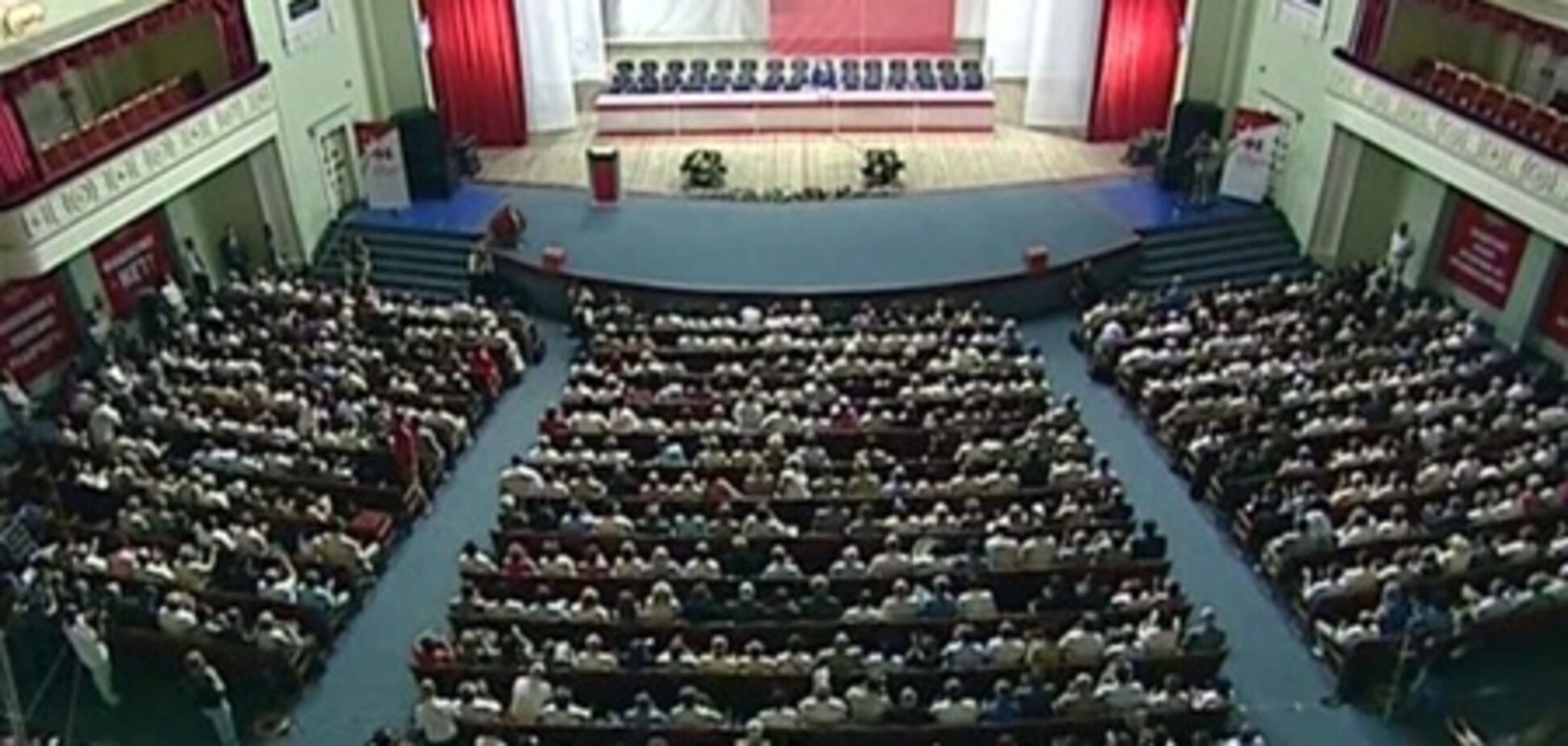 Комуністи хочуть замінити гербовий тризуб хрестом