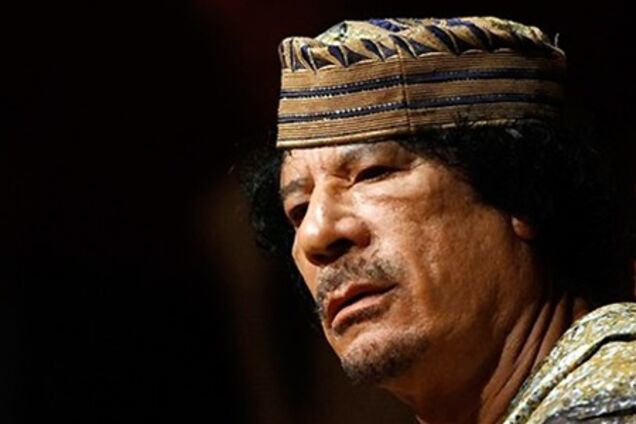 Суд в Гааге выдал ордер на арест Каддафи