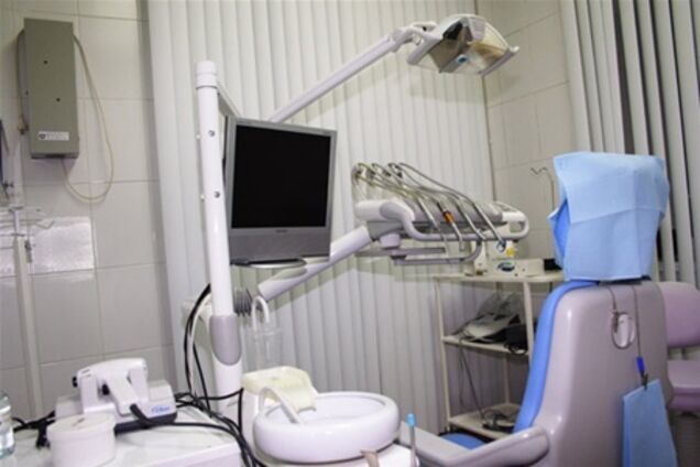 В Одессе загорелась стоматологическая клиника