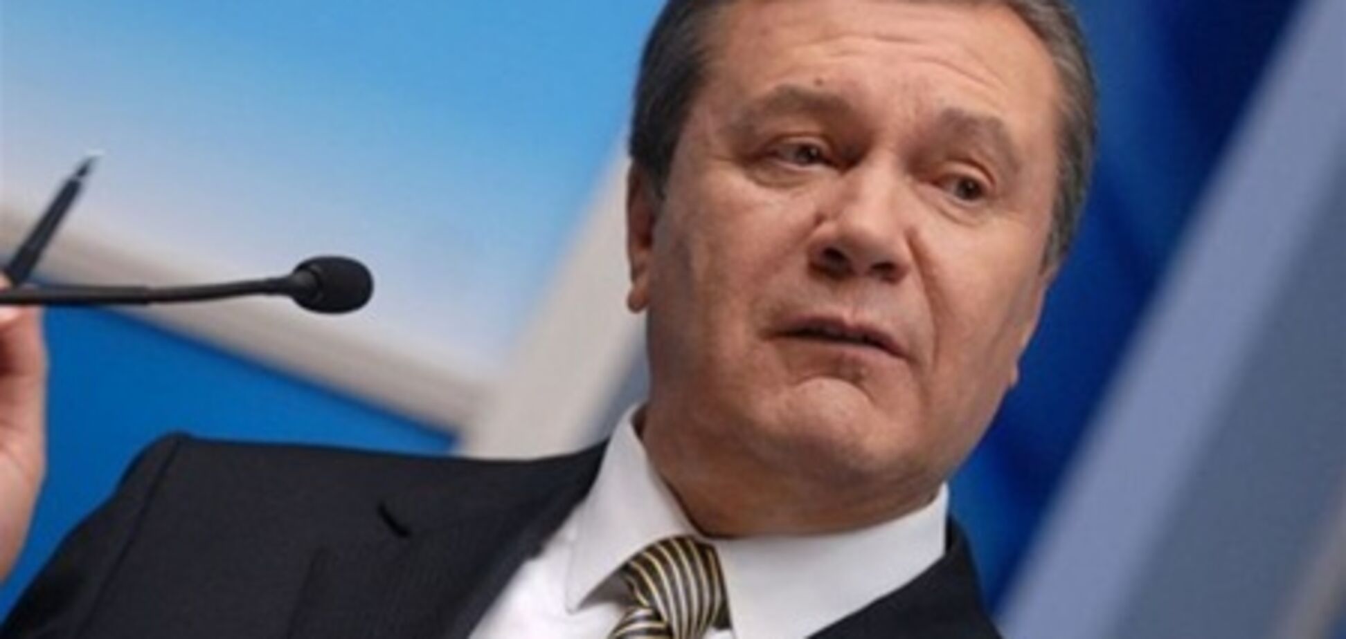 Янукович накричал на губернаторов: почему вы сидите, как кроты по норам?