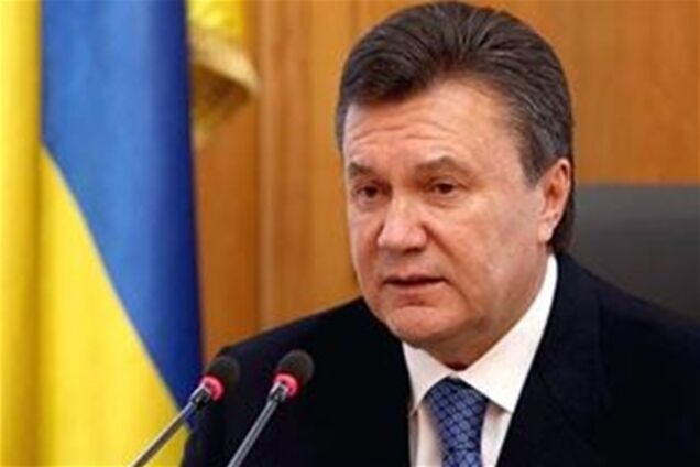 Янукович вимагає відновлення сільських клубів