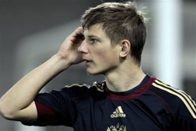 Аршавина заставили сплясать на азербайджанской свадьбе