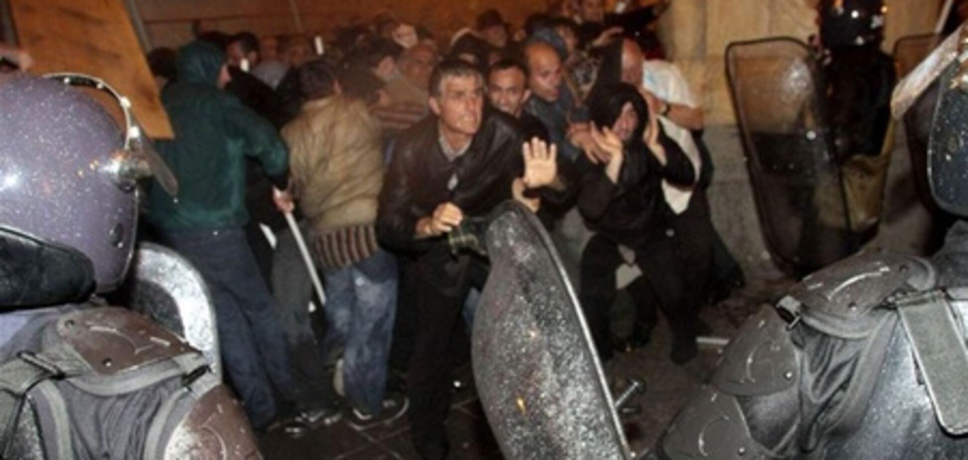 Саакашвили о разгоне грузинской оппозиции: полиция действовала адекватно
