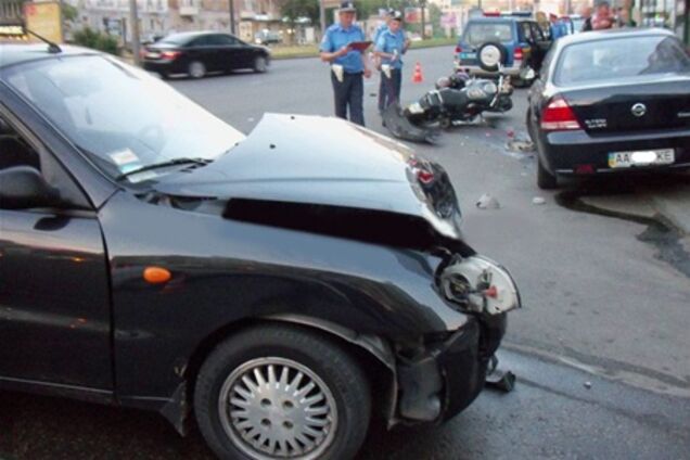 В ДТП мотоцикла Honda X4 и Daewoo Lanos пассажирка получила травматическую ампутацию пальца