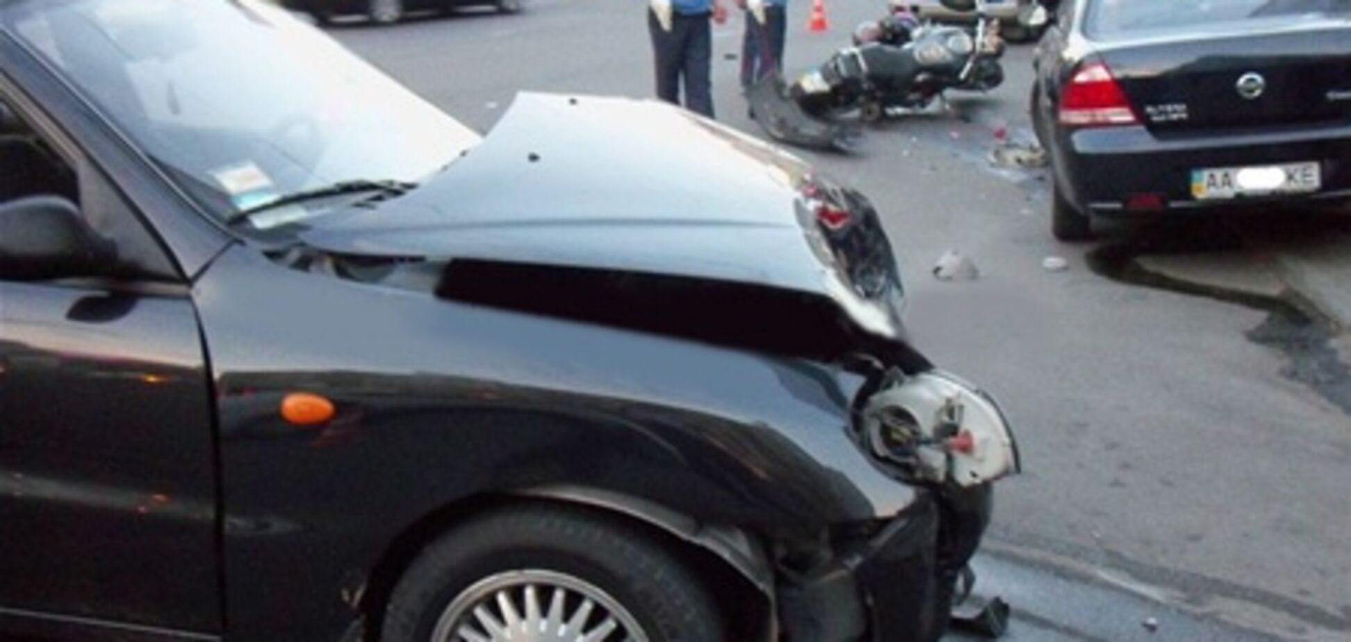 В ДТП мотоцикла Honda X4 и Daewoo Lanos пассажирка получила травматическую ампутацию пальца