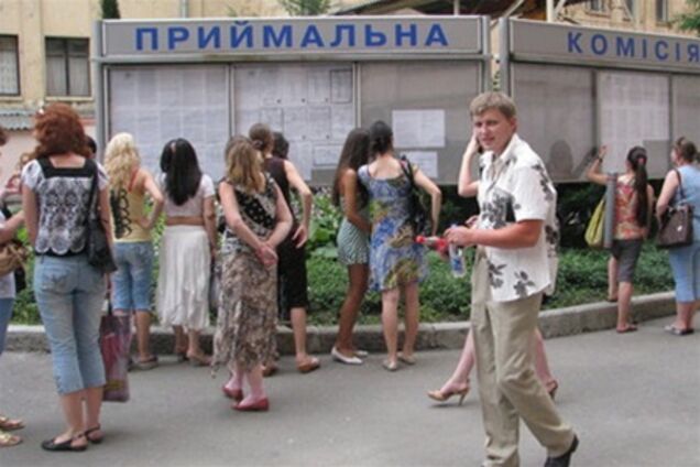 В ВУЗах началась жара: стартовала вступительная кампания