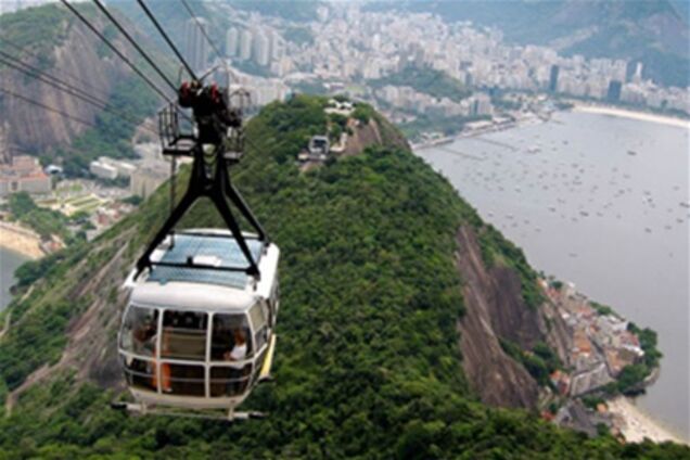 Захоплюючі види з вагонів канатної дороги