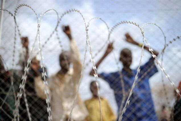 Кению призывают открыть новый лагерь для беженцев из Сомали