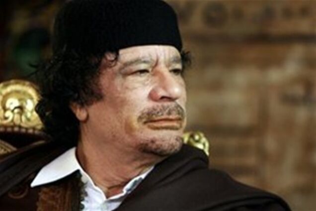 Во Франции ходят слухи, что Каддафи уходит в отставку