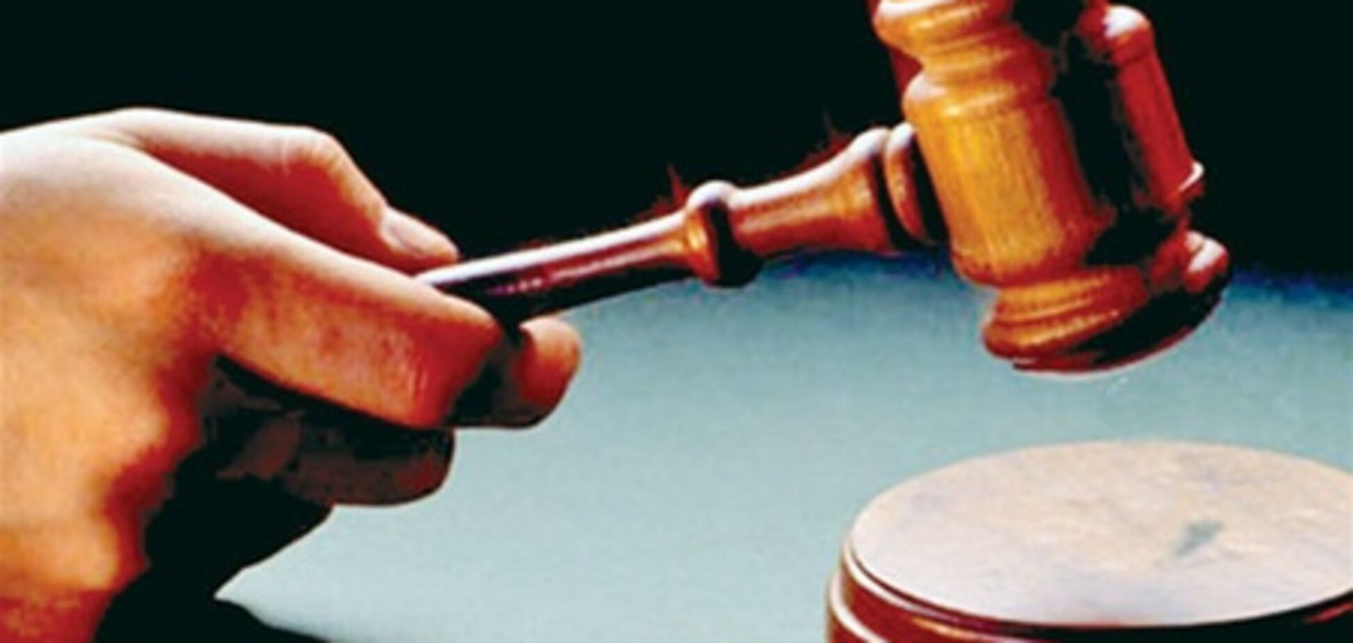 Пьяный милиционер избил задержанного до потери зрения