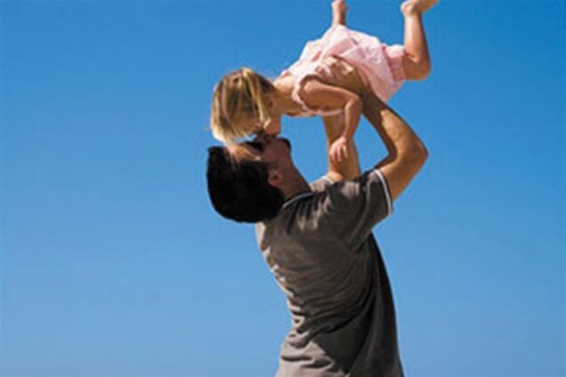 Родителей-одиночек уравняли в правах