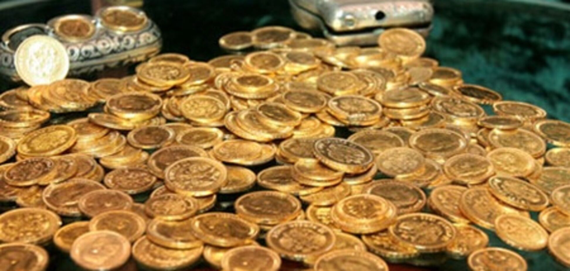 Дефолт Греции спровоцировал рост цен на золото