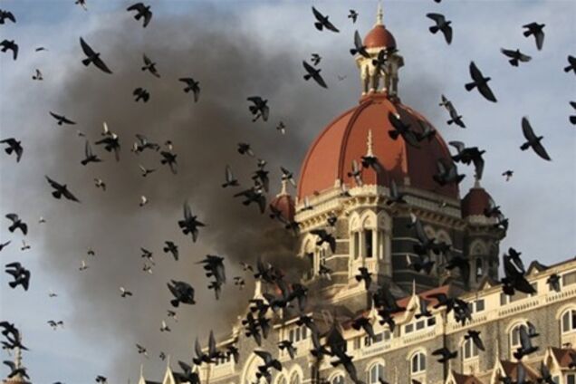 В Мумбаи произошло три взрыва