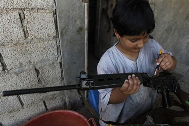 Семилетние дети готовы воевать против Каддафи. Фото