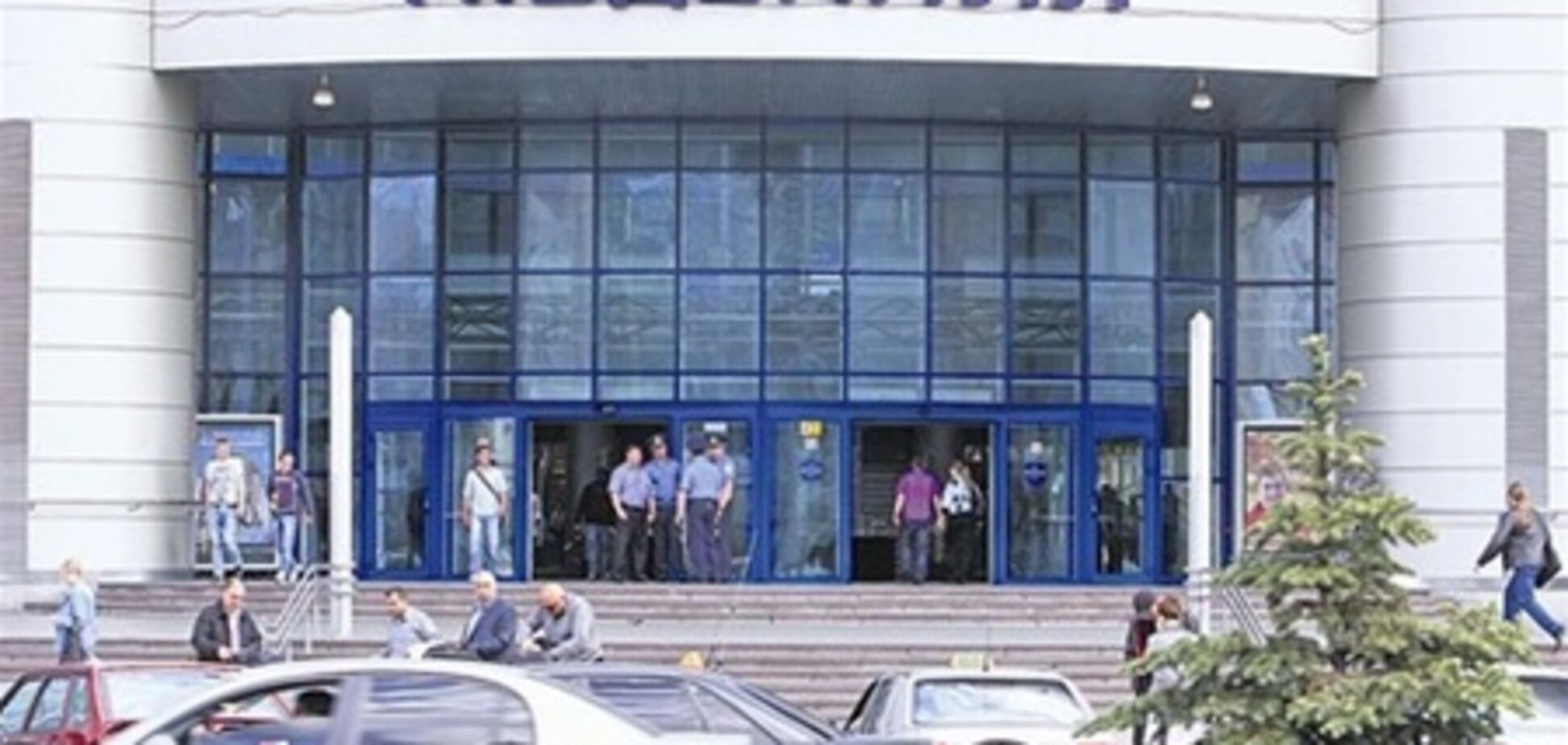 Мафія Київського вокзалу збільшила побори з таксистів