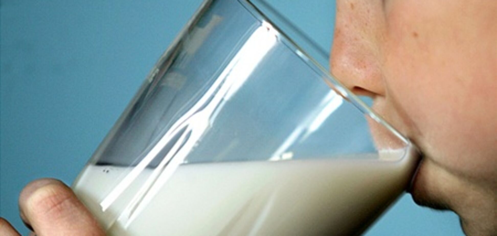 Украина стала выпускать меньше молока и шоколада