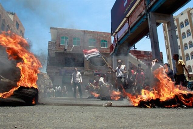 ВПС Ємену обстріляли захоплений 'Аль-Каїдою' місто