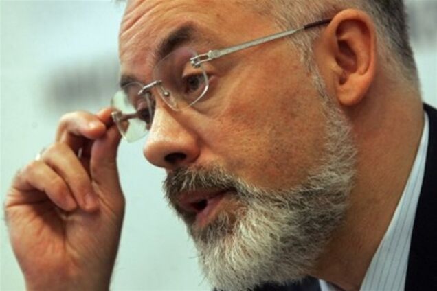 Табачник включив російську мову до ЗНО