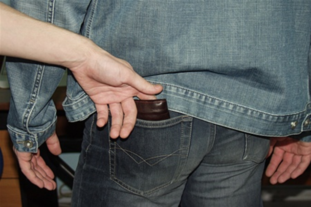 Как уберечь себя от кражи во время летнего путешествия