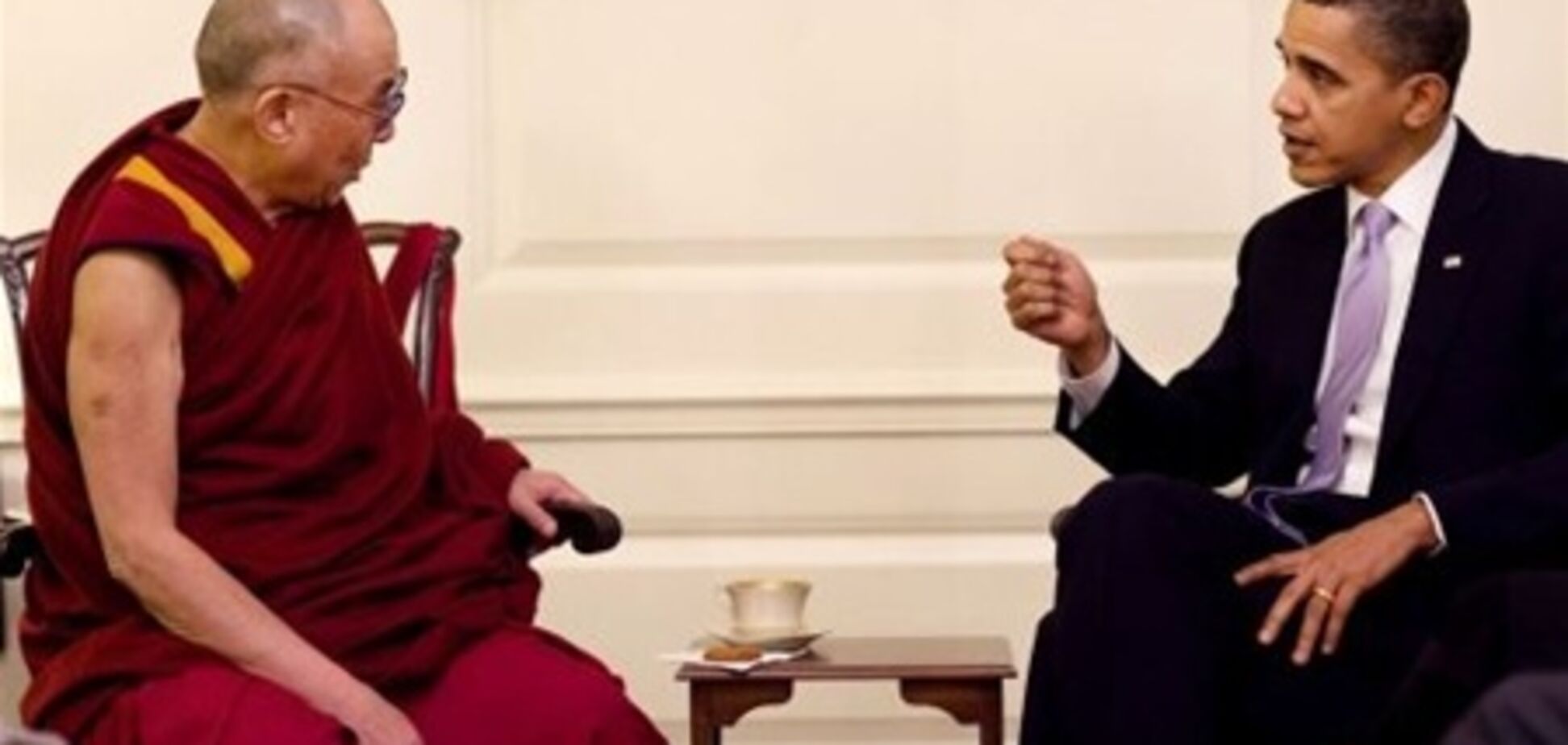Китай выступил против встречи Обамы и далай-ламы