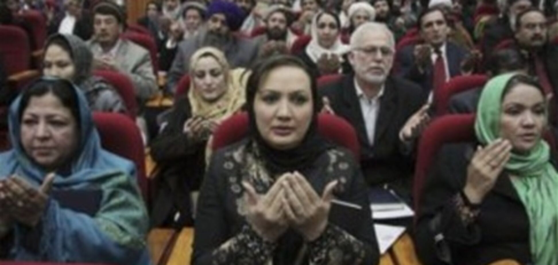 Афганский парламент: НАТО должно прекратить уничтожение населения