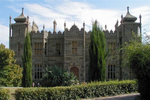 Директор Воронцовского дворца попался на растратах