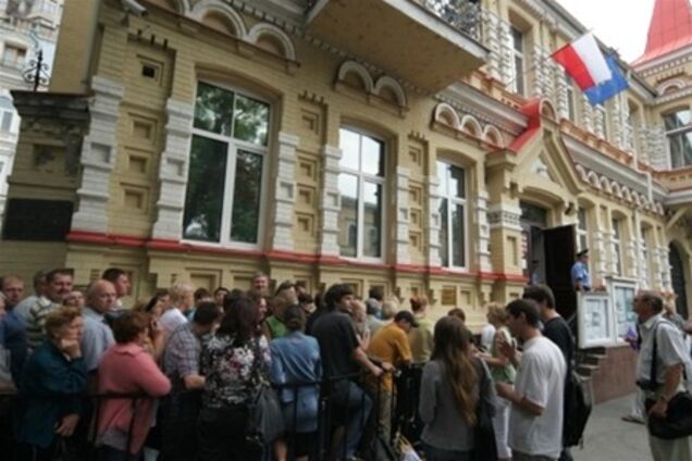 Україна лідирує у списку нових мігрантів до Росії та Польщі