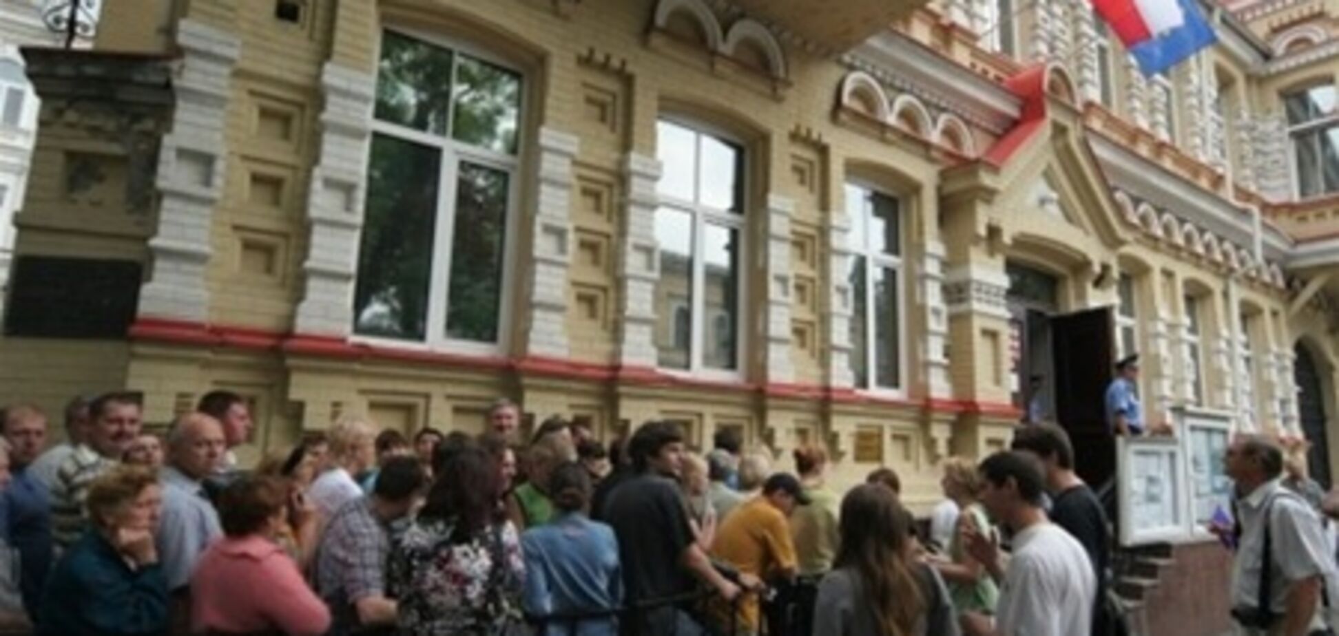 Україна лідирує у списку нових мігрантів до Росії та Польщі 